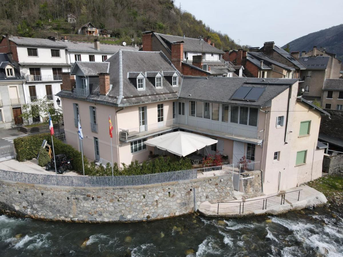 Le 41 Avenue Foch Hotel Bagneres-de-Luchon Exterior photo